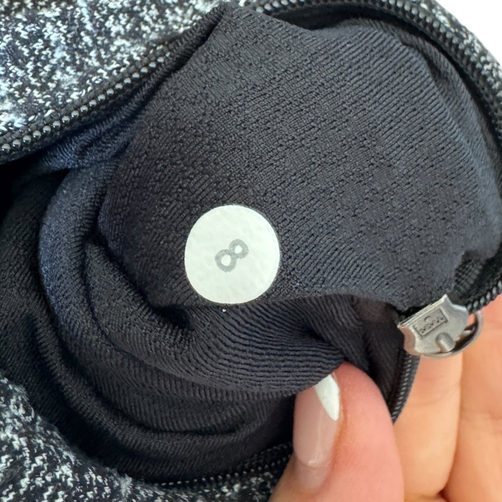 Lululemon Daily Yoga Jacket Coco Pique Black High Neck Collar Women's Size 8 - Picture 10 of 10